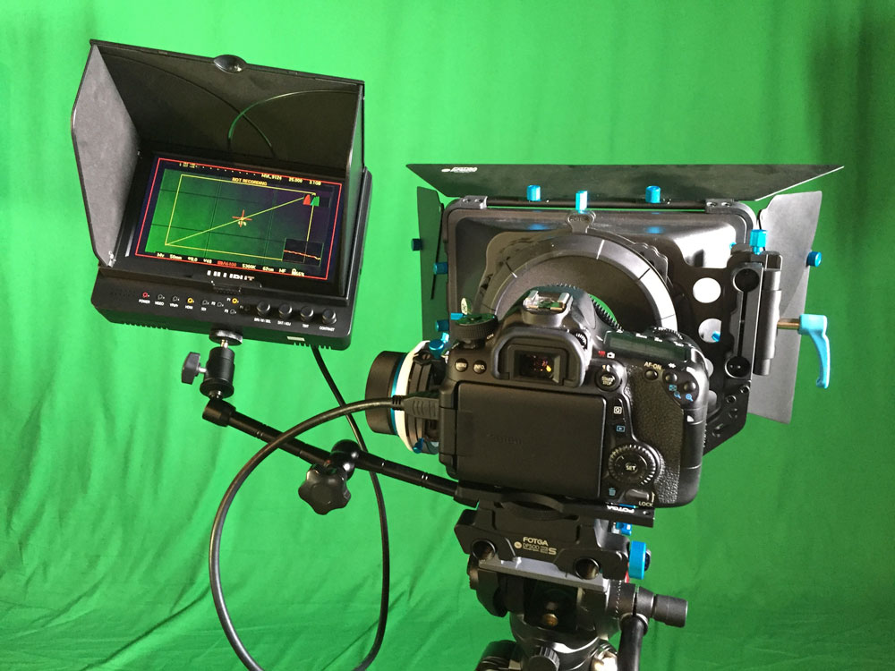 Profi-Kamera-mit-Field-Monitor-Videoproduktion